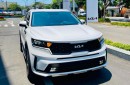Giá Kia Sorento tại đại lý giảm sốc, liệu có phải 'xả hàng' đón bản nâng cấp?